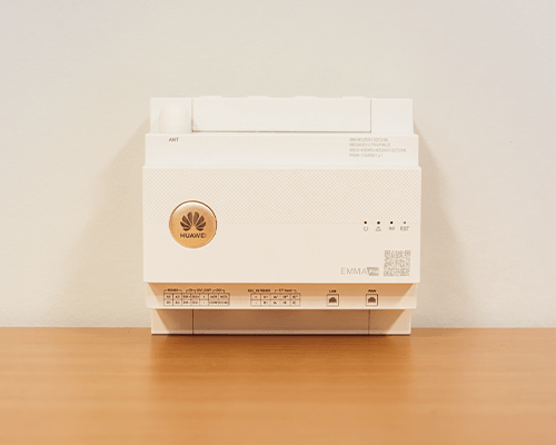 Huawei EMMA energiemanagementsysteem (EMS) voor slimme sturing van zonnepanelen, thuisbatterijen en energieverbruik.
